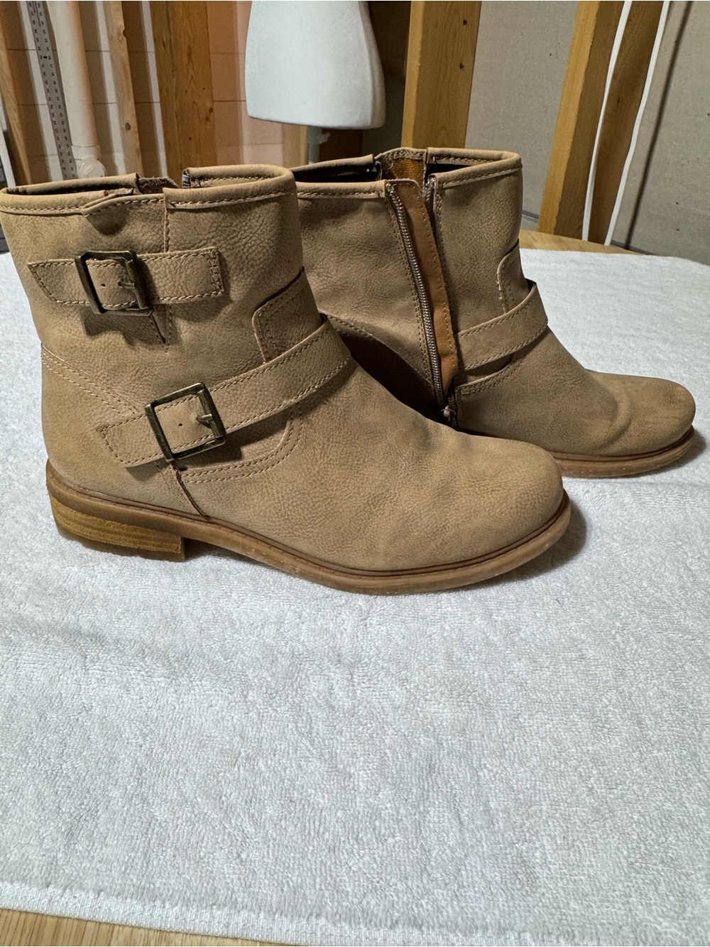 boc Beige/Tan Buckle Ankle Boots